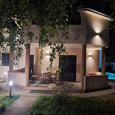 Ferienhaus House Reko *