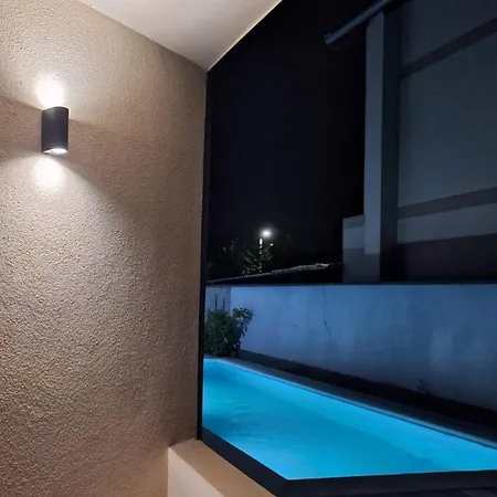 Ferienhaus House Reko *